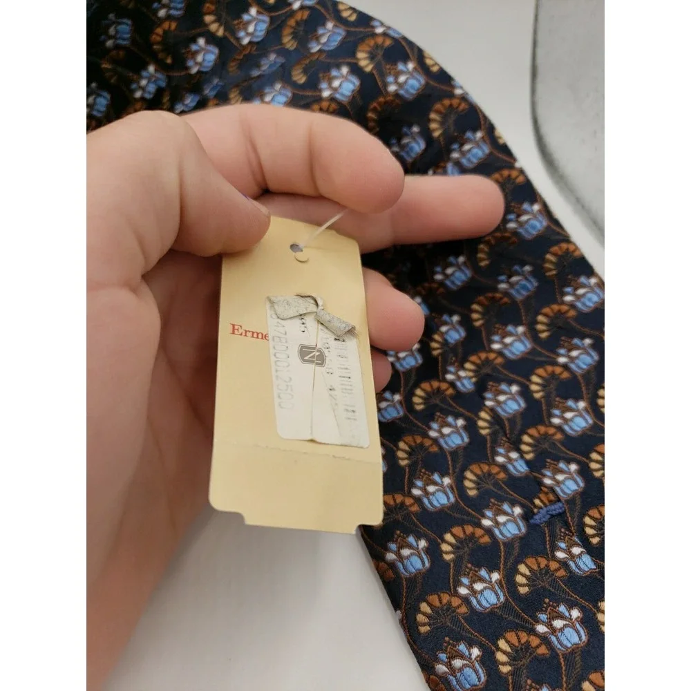 Ermenegildo Zegna Mens Silk Tie Navy Blue Floral Pattern 204ZKU06-1US-G